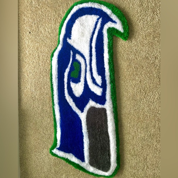 Seahawks 🦅🏈 Rug - Picture 2 of 4